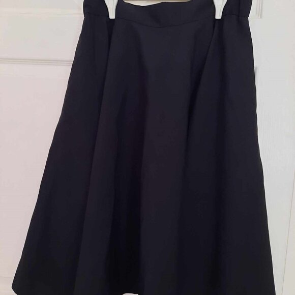 Mid Length Black Circle Skirt - Picture 2 of 3
